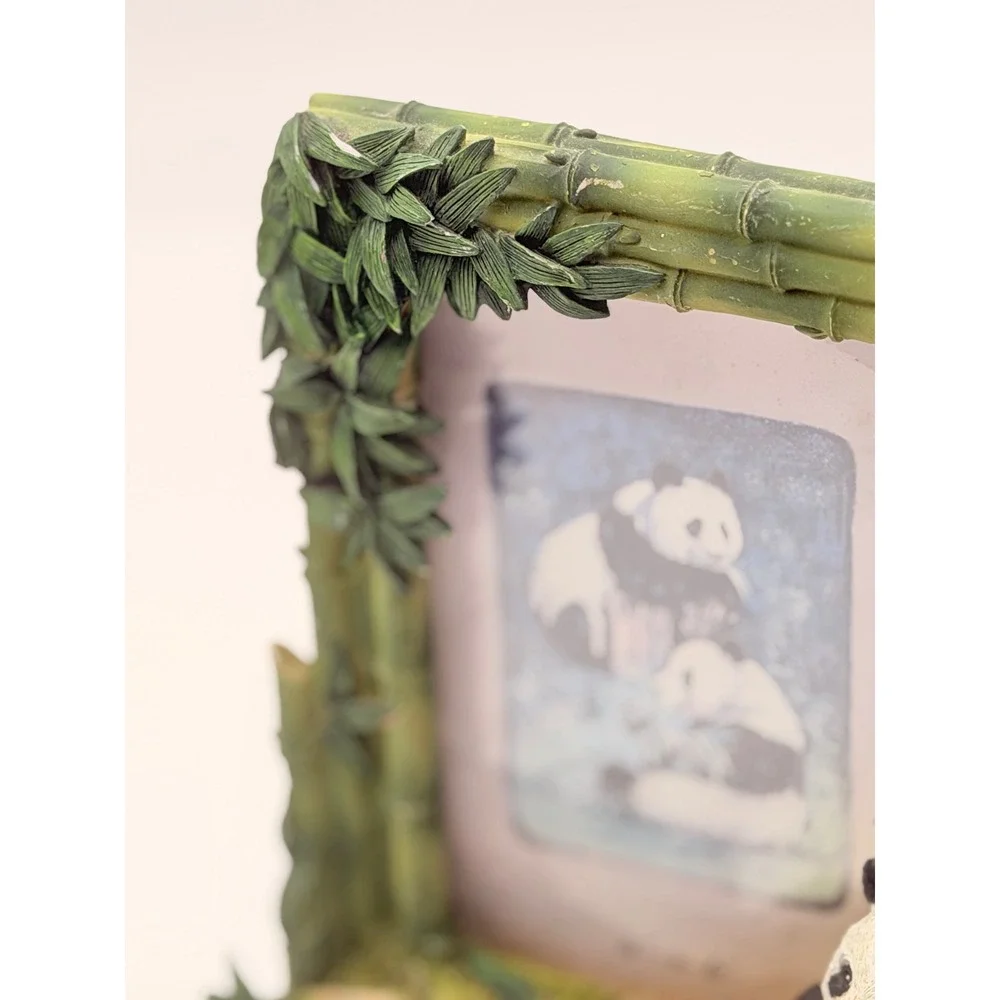 Vintage Panda Bamboo 4x6 Resin Picture Frame 3D Nature Wildlife Tabletop Decor